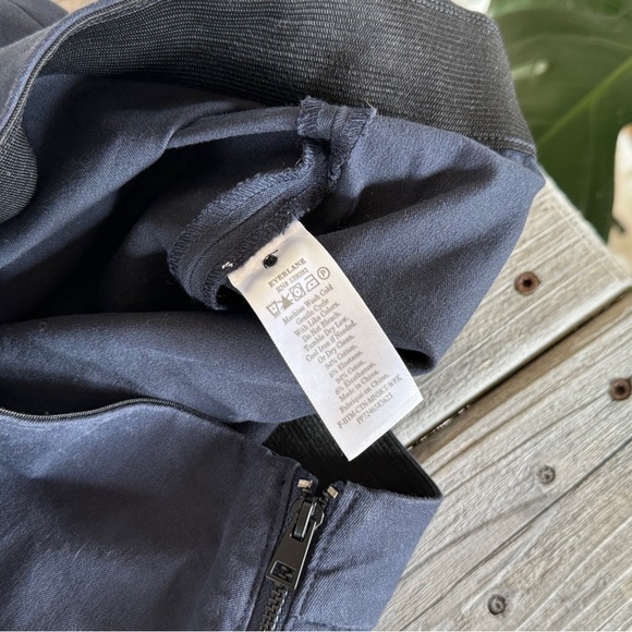 Everlane Almost Mini A-Line Skirt Navy 2 EUC Stretch - Picture 10 of 12